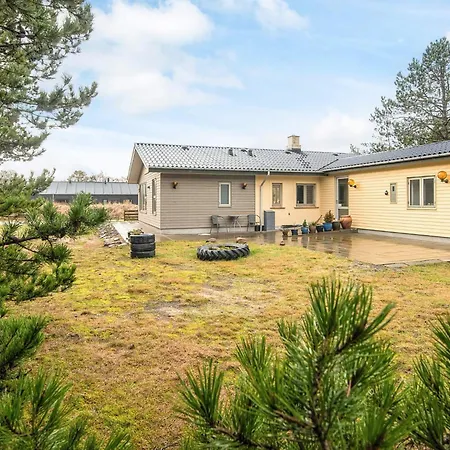 8 Person In Blavand-by Traum Holiday home